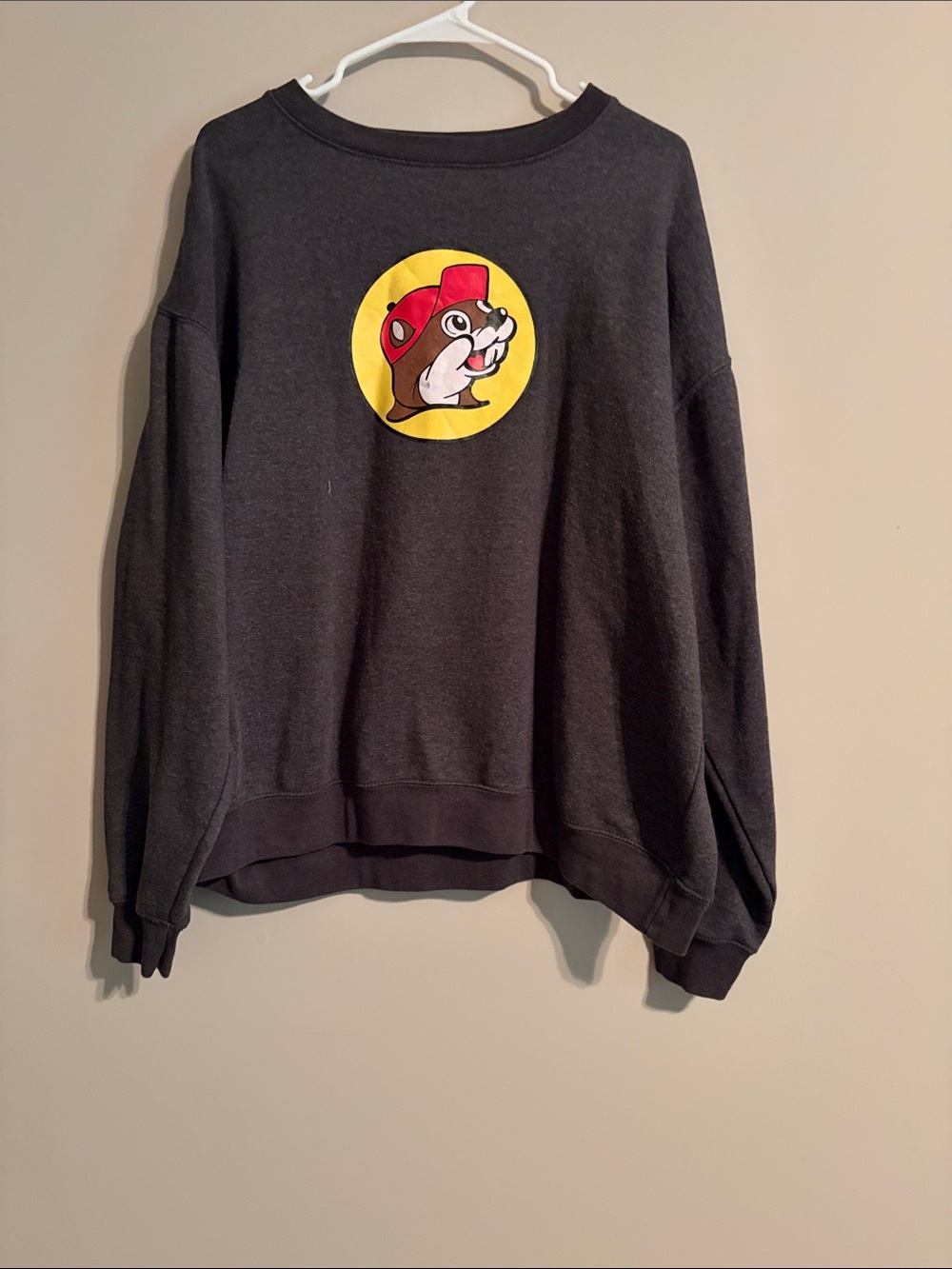 Buc-ee's Gray Graphic Crewneck Sweatshirt